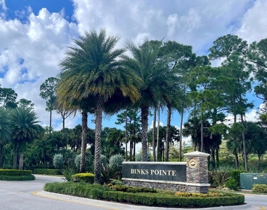 151 Sword Fern Place - Photo Thumbnail 3