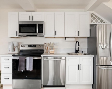 6276 Camino De La Costa - Photo Thumbnail 18