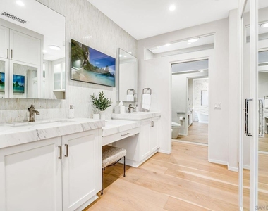 282 Neptune Avenue - Photo Thumbnail 33