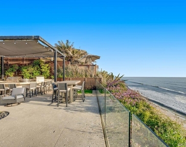 282 Neptune Avenue - Photo Thumbnail 8