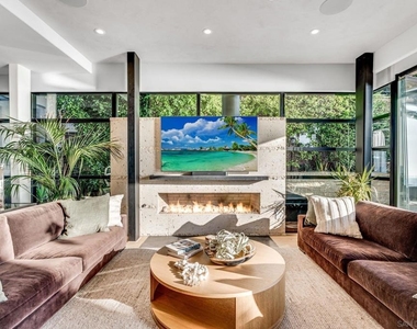 282 Neptune Avenue - Photo Thumbnail 5
