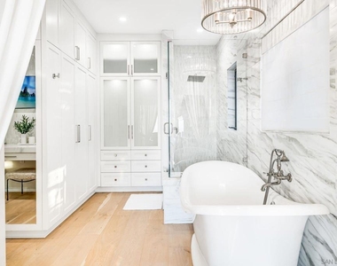282 Neptune Avenue - Photo Thumbnail 30