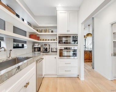 282 Neptune Avenue - Photo Thumbnail 18