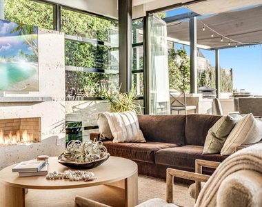 282 Neptune Avenue - Photo Thumbnail 6
