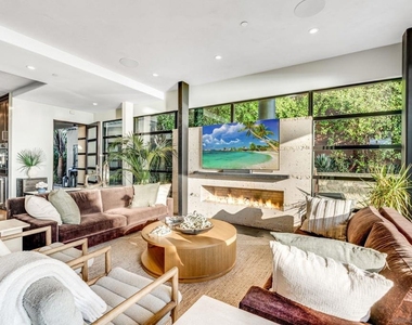 282 Neptune Avenue - Photo Thumbnail 11
