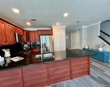 111 Horizon View Drive - Photo Thumbnail 7