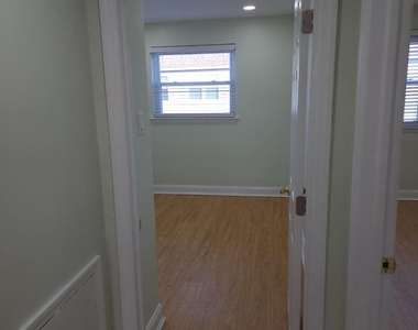 8303 Ridgeway Street - Photo Thumbnail 10