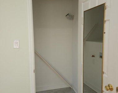 8303 Ridgeway Street - Photo Thumbnail 24