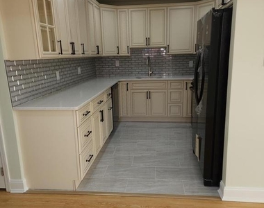 8303 Ridgeway Street - Photo Thumbnail 9