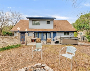8001 Briarwood Ln - Photo Thumbnail 24