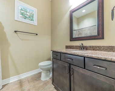 826 San Remo Blvd - Photo Thumbnail 14