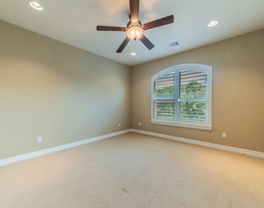 826 San Remo Blvd - Photo Thumbnail 18
