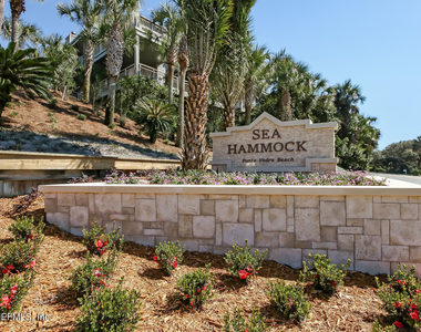 153 Sea Hammock Way - Photo Thumbnail 1