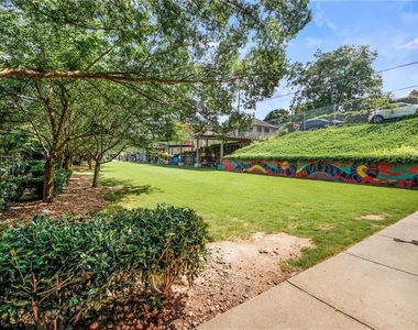 659 Auburn Avenue Ne - Photo Thumbnail 14