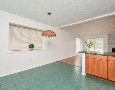 3315 Honey Creek Drive - Photo Thumbnail 7