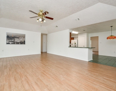3315 Honey Creek Drive - Photo Thumbnail 13