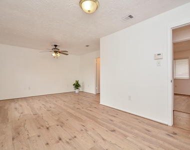3315 Honey Creek Drive - Photo Thumbnail 17