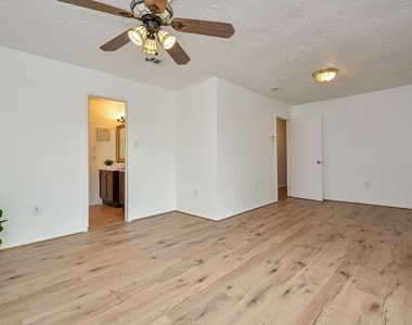 3315 Honey Creek Drive - Photo Thumbnail 20