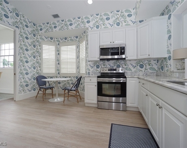 4740 Stratford Court - Photo Thumbnail 6