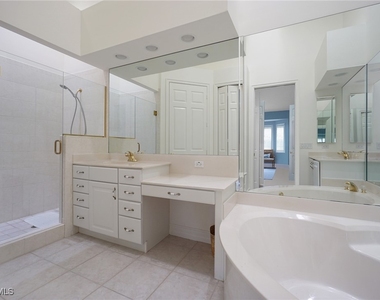 4740 Stratford Court - Photo Thumbnail 10