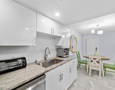 1605 Chesapeake Avenue - Photo Thumbnail 14