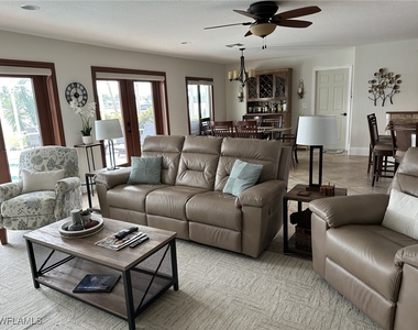 13320 Marquette Boulevard - Photo Thumbnail 4
