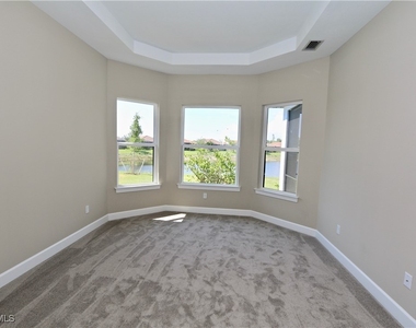 8437 Rosa Court - Photo Thumbnail 8