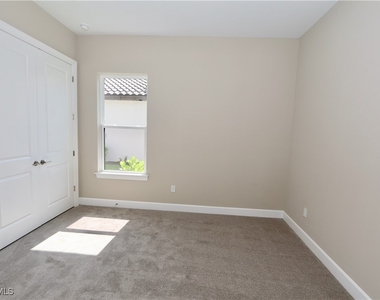 8437 Rosa Court - Photo Thumbnail 13