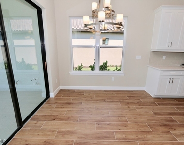 8437 Rosa Court - Photo Thumbnail 5