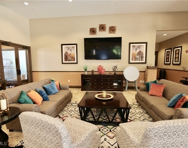 8437 Rosa Court - Photo Thumbnail 22