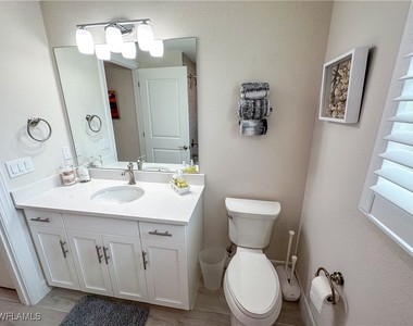 220 Indies Dr E - Photo Thumbnail 34