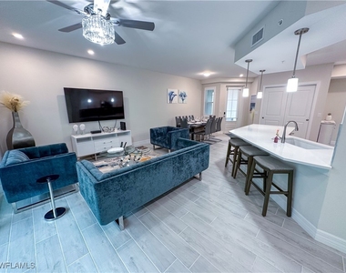 220 Indies Dr E - Photo Thumbnail 20