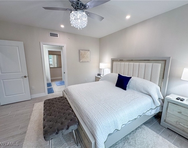 220 Indies Dr E - Photo Thumbnail 25