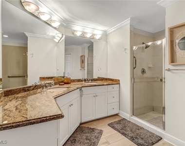 450 Bayfront Place - Photo Thumbnail 14