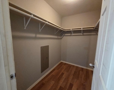 22884 Oakmont Drive - Photo Thumbnail 24
