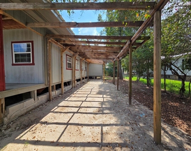 22884 Oakmont Drive - Photo Thumbnail 5