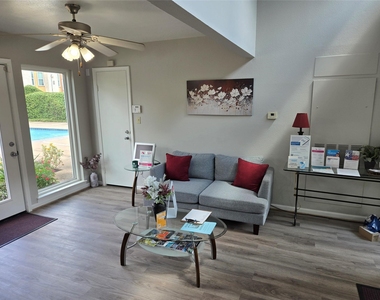 13210 Old Richmond Road - Photo Thumbnail 5