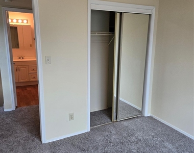 13210 Old Richmond Road - Photo Thumbnail 19