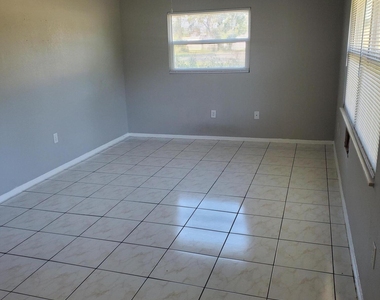 1105 Santa Rosa Drive - Photo Thumbnail 1