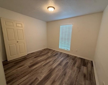 7200 W T C Jester Boulevard - Photo Thumbnail 7