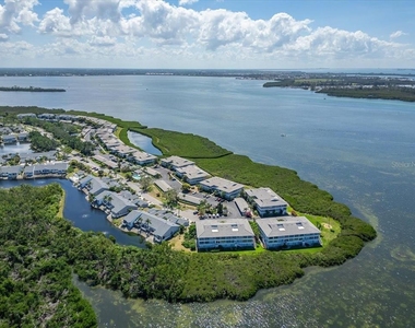 1343 Perico Point Circle - Photo Thumbnail 68