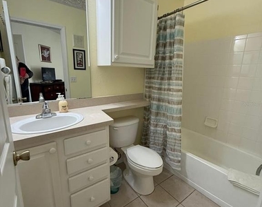 8917 Legacy Court - Photo Thumbnail 15