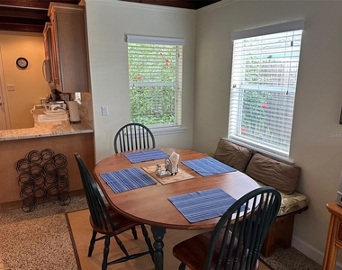 401 Oakwood Avenue - Photo Thumbnail 9