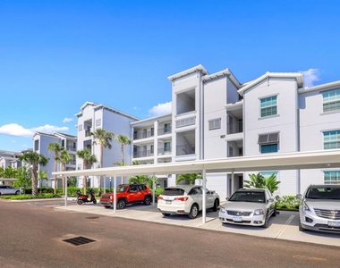 14071 Heritage Landing Boulevard - Photo Thumbnail 1