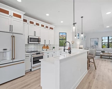 6418 Margarita Shores Lane - Photo Thumbnail 17