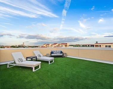 6418 Margarita Shores Lane - Photo Thumbnail 51