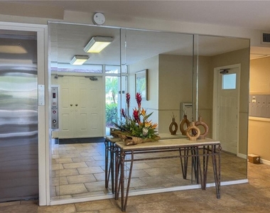7461 W Country Club Drive N - Photo Thumbnail 18