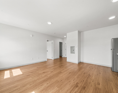 158 Main Street - Photo Thumbnail 7