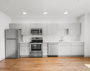 158 Main Street - Photo Thumbnail 5
