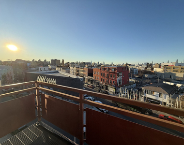 184 Noll Street - Photo Thumbnail 4